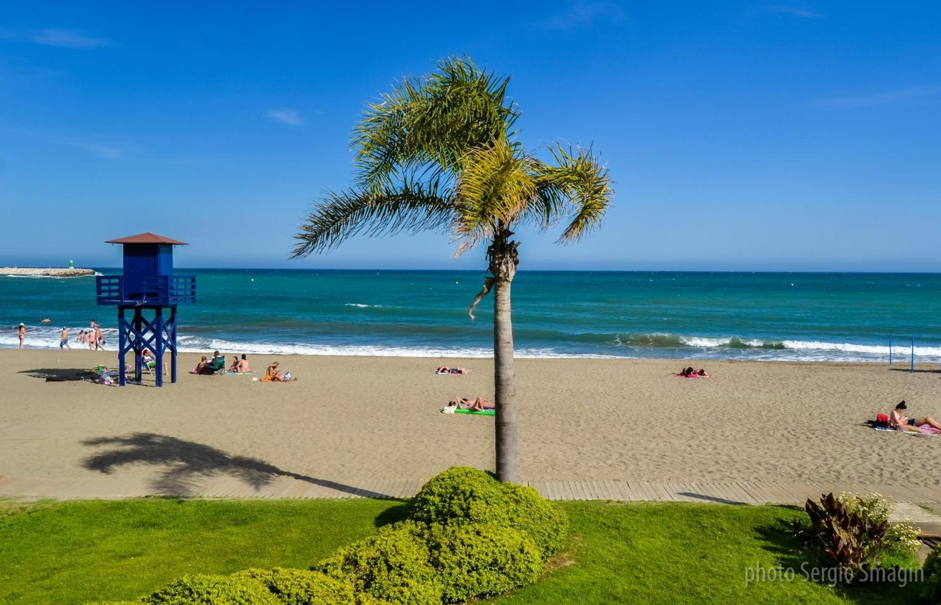 135 Agata Apartamentos. Piscina Y Playa. A Corta Distancia Del Centro. Бенальмадена Екстер'єр фото