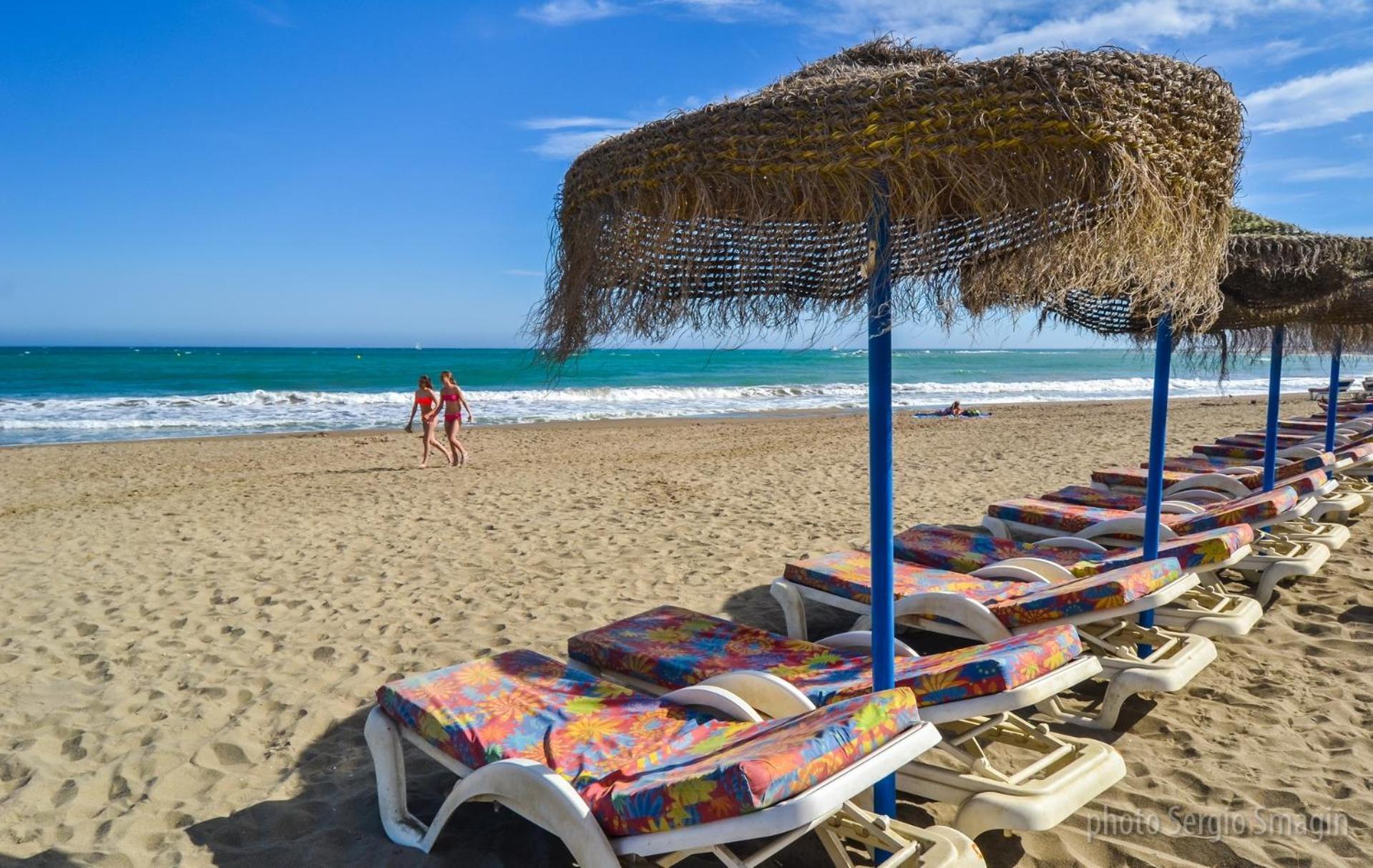135 Agata Apartamentos. Piscina Y Playa. A Corta Distancia Del Centro. Бенальмадена Екстер'єр фото